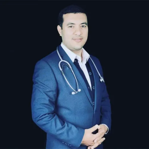 الدكتور دكتور محمد عبدالحميد اخصائي في طب الاسرة