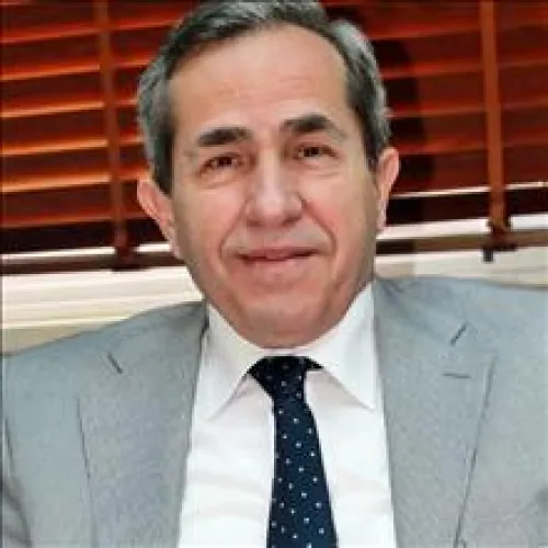 الدكتور محمد تيسير ابو رجب اخصائي في الجهاز الهضمي والكبد