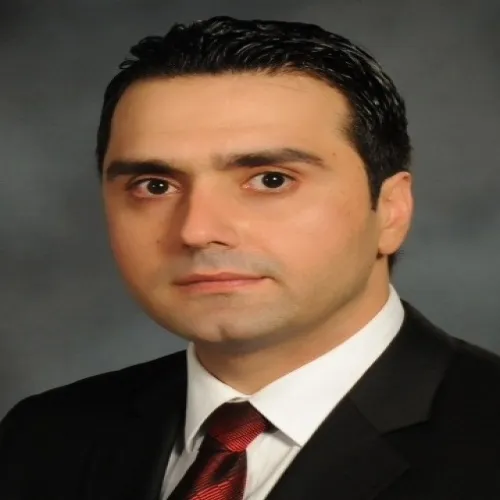 د. علي العمري اخصائي في جراحة العظام والمفاصل