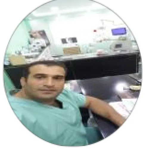 الدكتور محمد الخطيب اخصائي في جراحة الفك والأسنان