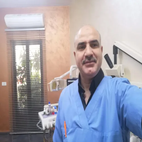 د. حسن زيتاوي اخصائي في تقويم الأسنان،طب اسنان/اطفال،جراحة الفك والأسنان
