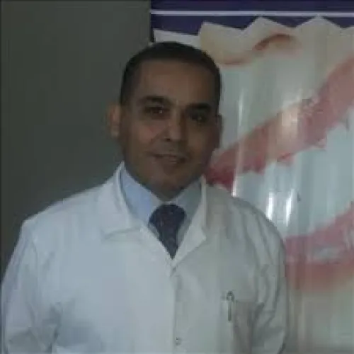 الدكتور ابراهيم الهبارنه اخصائي في طب اسنان