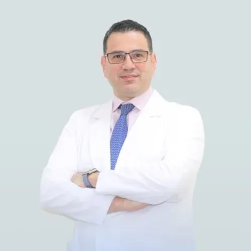 الدكتور محمد رشيد اخصائي في الجهاز الهضمي والكبد