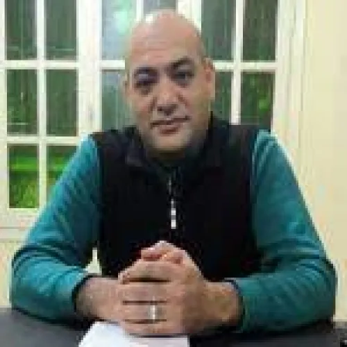 الدكتور احمد مصطفى شاهين اخصائي في جراحة العظام والمفاصل