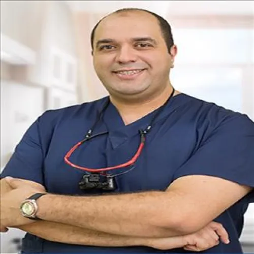د. تامر يوسف اخصائي في طب اسنان