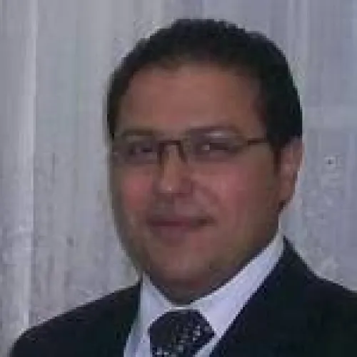 د. محمد منير اخصائي في جراحة العظام والمفاصل