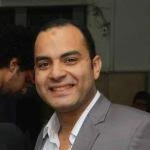 د. محمد احمد الشناوي اخصائي في جراحة العظام والمفاصل