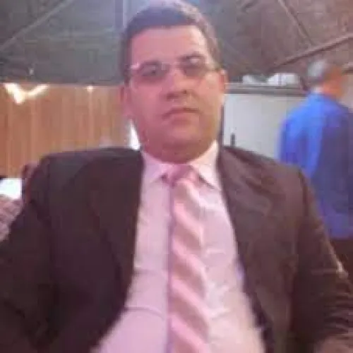 د. محمد حلمى اخصائي في جراحة العظام والمفاصل
