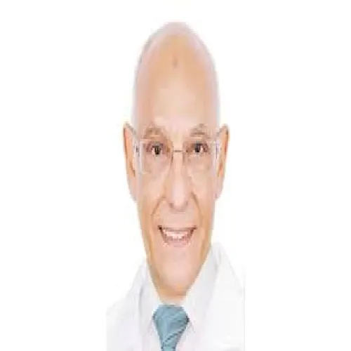 د. احمد فوزي احمد عبدالعزيز اخصائي في جراحة العظام والمفاصل