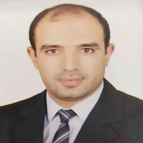 د. احمد رمضان الدسوقي اخصائي في امراض الدم والاورام