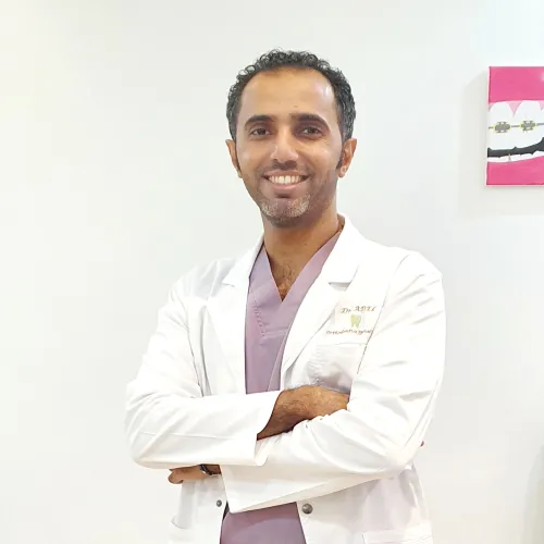 د. عادل باتيس اخصائي في تقويم الأسنان