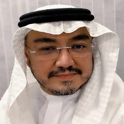 الدكتور علي بن حبيب الله اكبر اخصائي في طب اسنان