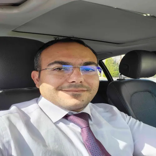 د. حسام الدين فايز السعودي اخصائي في طب عام