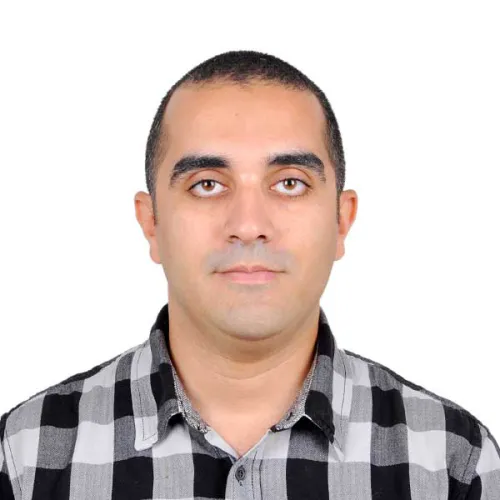 د. ناصف احمد محمد ناصف اخصائي في صيدلاني