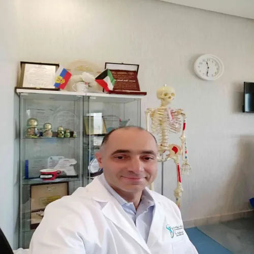 الدكتور اشرف اسماعيل يوسف اخصائي في جراحة العظام والمفاصل
