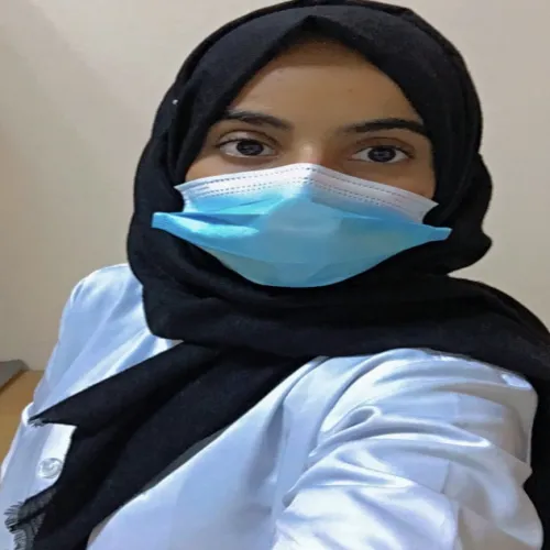 د. سميه الحاج اخصائي في طب عيون