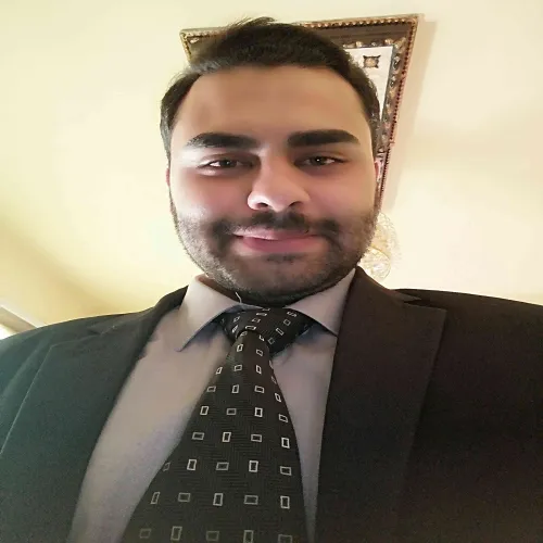 د. يزن فتح الله العوامله اخصائي في طب عام