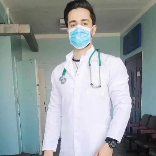 د. عمر خيري يوسف اخصائي في طب عام