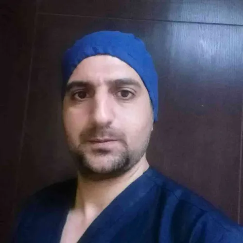 الدكتور محمد احمد العشري اخصائي في طب عام
