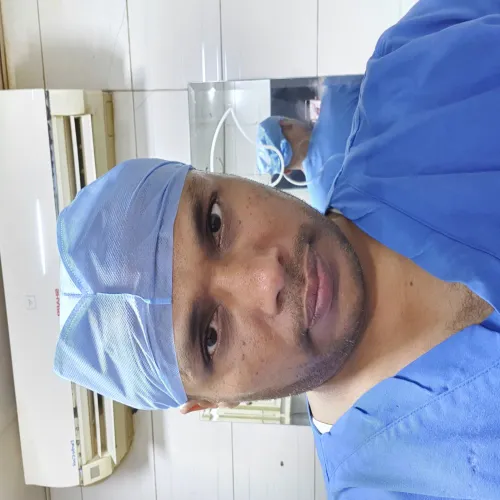الدكتور هانى عبد الحميد اخصائي في جراحة الكلى والمسالك البولية والذكورة والعقم