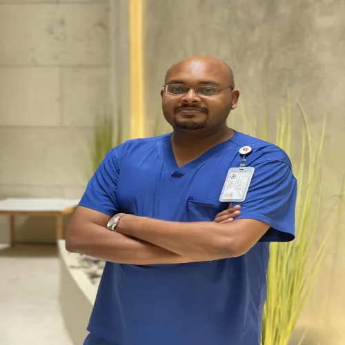 د. محمد صلاح ابراهيم اخصائي في طب عام