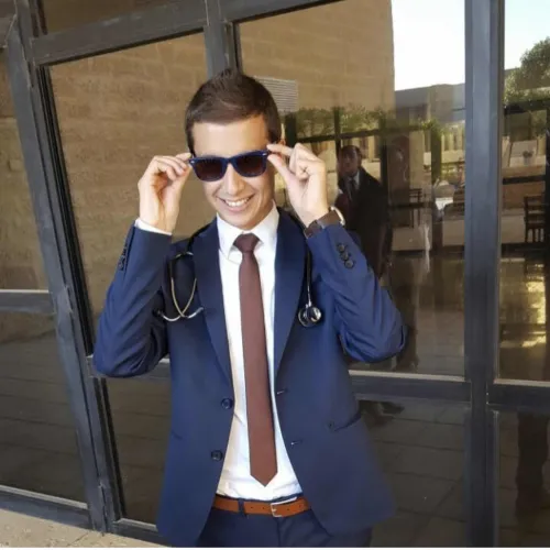د. احسان الكريم خليل زيود اخصائي في طب عام