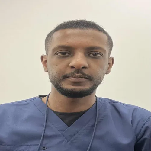 د. هشام ارباب محمد اخصائي في طب عام