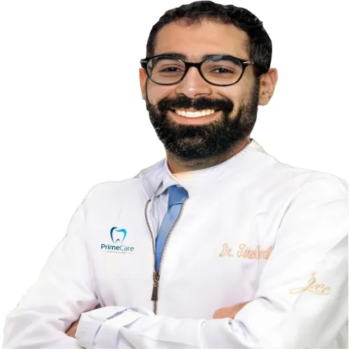 د. طارق شريف اخصائي في طب اسنان