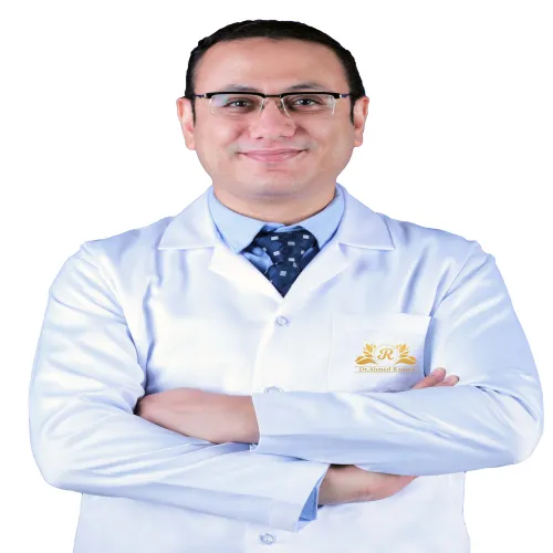 د. احمد راشد اخصائي في جراحة تجميلية