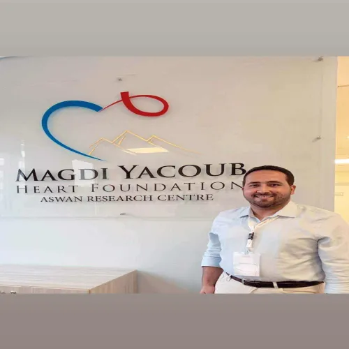د. محمد حسان اخصائي في القلب والاوعية الدموية