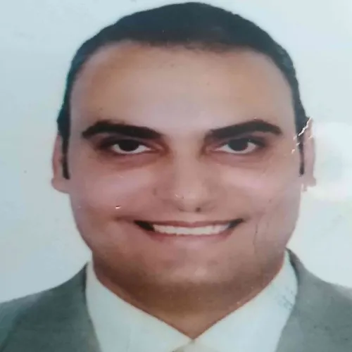 الدكتور احمد محمد سمير عبد السلام اخصائي في جراحة العظام والمفاصل
