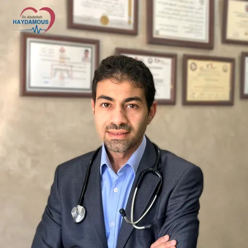 د. عبد الله هيدموس اخصائي في القلب والاوعية الدموية