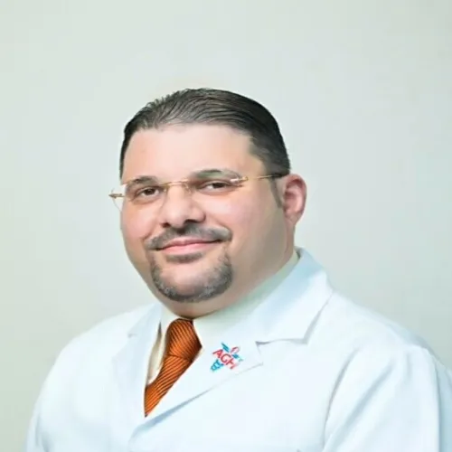 الدكتور محمد حامد ياسين اخصائي في طب اسنان