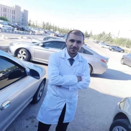 الدكتور محمد ابراهيم الثبيتات اخصائي في الأنف والاذن والحنجرة