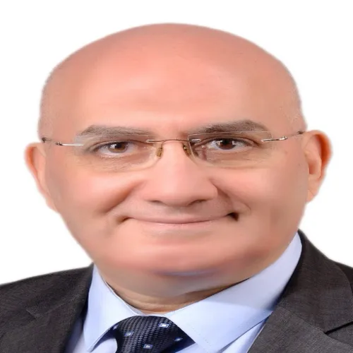 الدكتور ياسر سعيد اخصائي في الاورام الحميدة و الخبيثة 