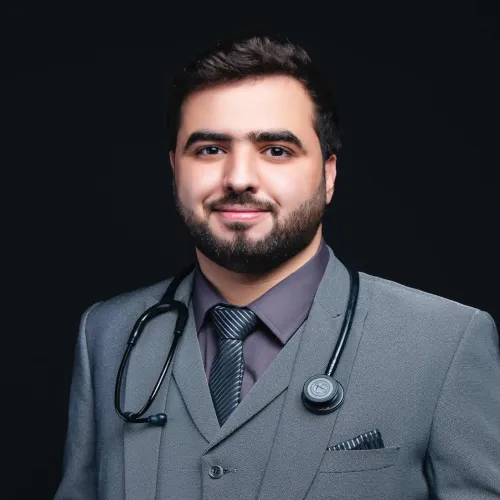 د. عمر عبد الله عيسى اخصائي في طب عام