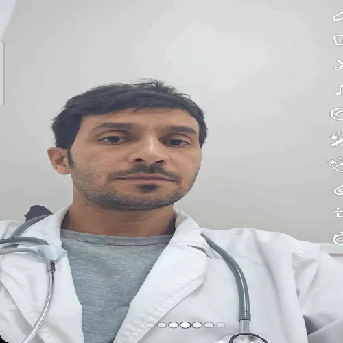 د. نادر المطيري اخصائي في طب عام