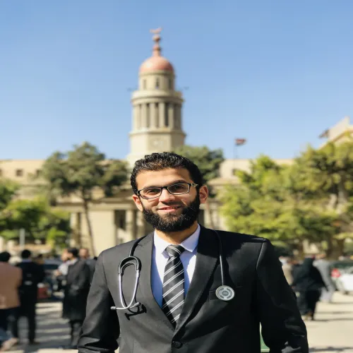 د. عبدالرحمن احمد سيد اخصائي في طب عام