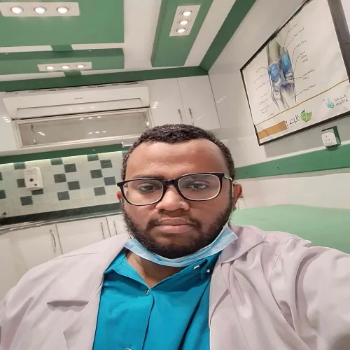 د. محمد الامين محمد اخصائي في طب عام