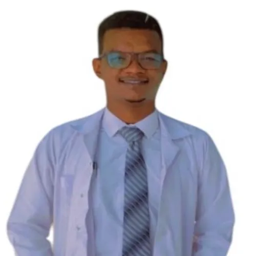 د. مصعب عثمان عمر عبدالله اخصائي في طب عام