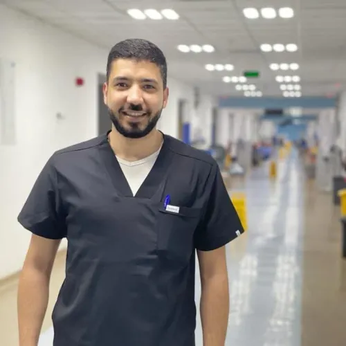 د. مؤمن تركي بني اسماعيل اخصائي في طب عام