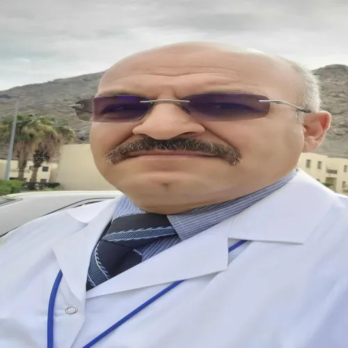 د. جوده كمال عبد المغني اخصائي في جراحة دماغ  و اعصاب و عمود فقري
