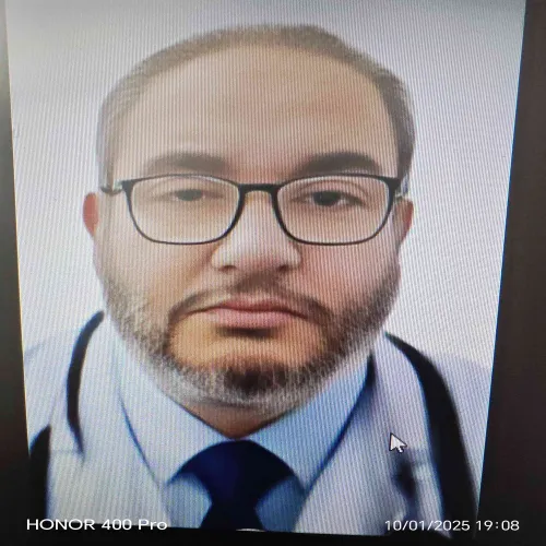 د. احمد محمد فتحي ابراهيم اخصائي في طب عام