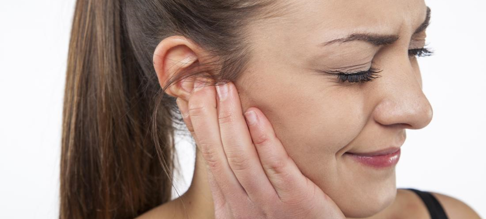 التهاب الاذن الظاهرة المتحدد