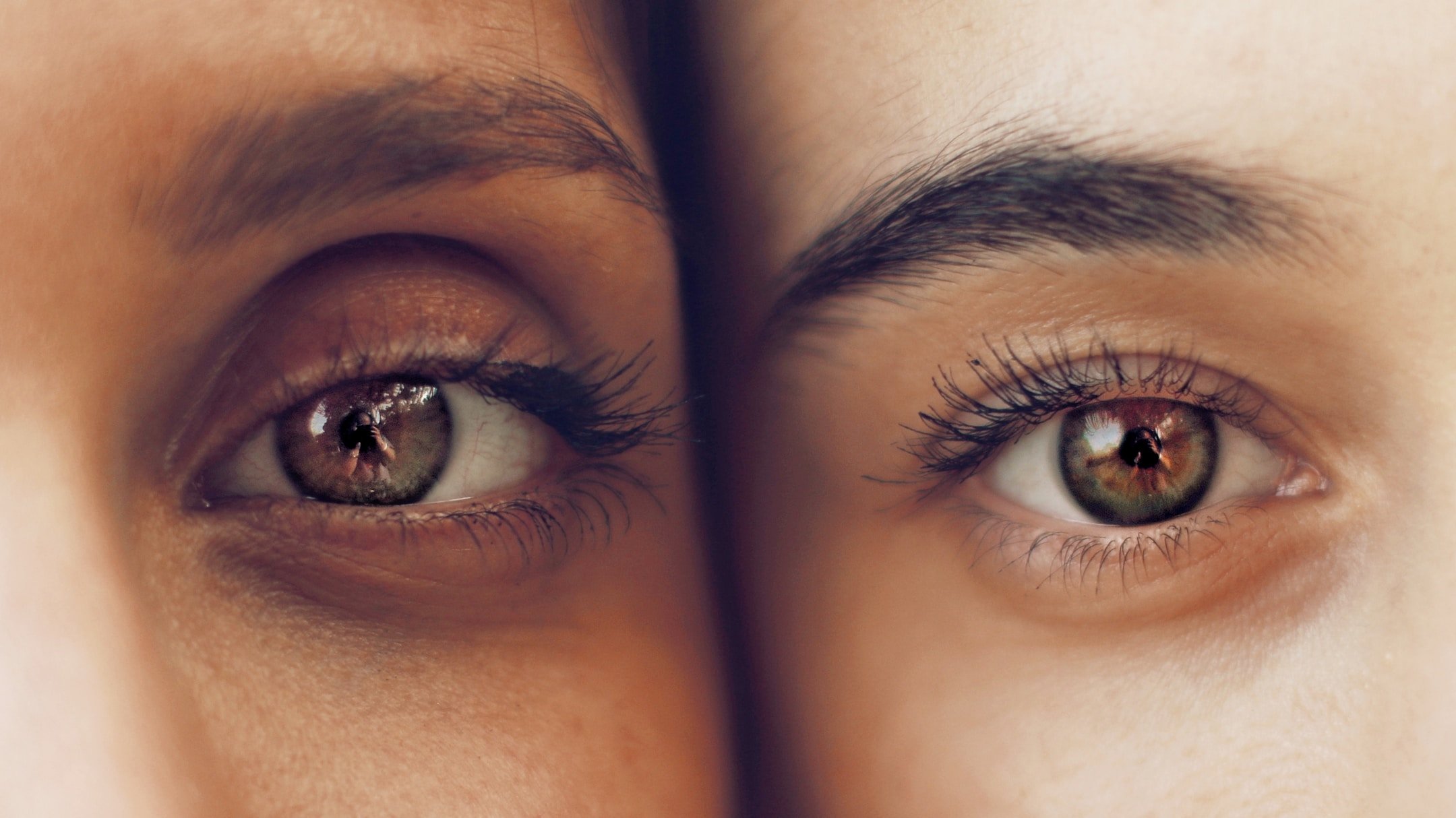 هو في الأشخاص صور سبب تظهر الحمراء العيون التي سبب العيون