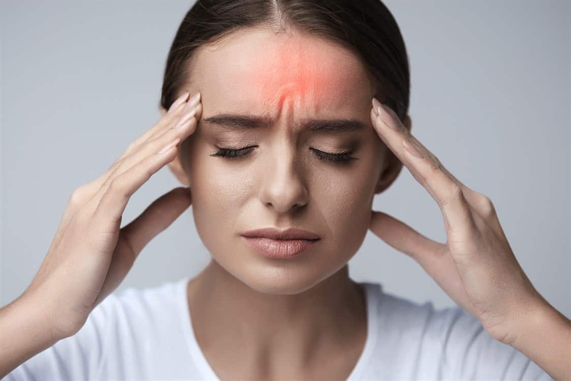 أسباب صداع مقدمة الرأس وعلاقته بأعراض الحمل الطبي