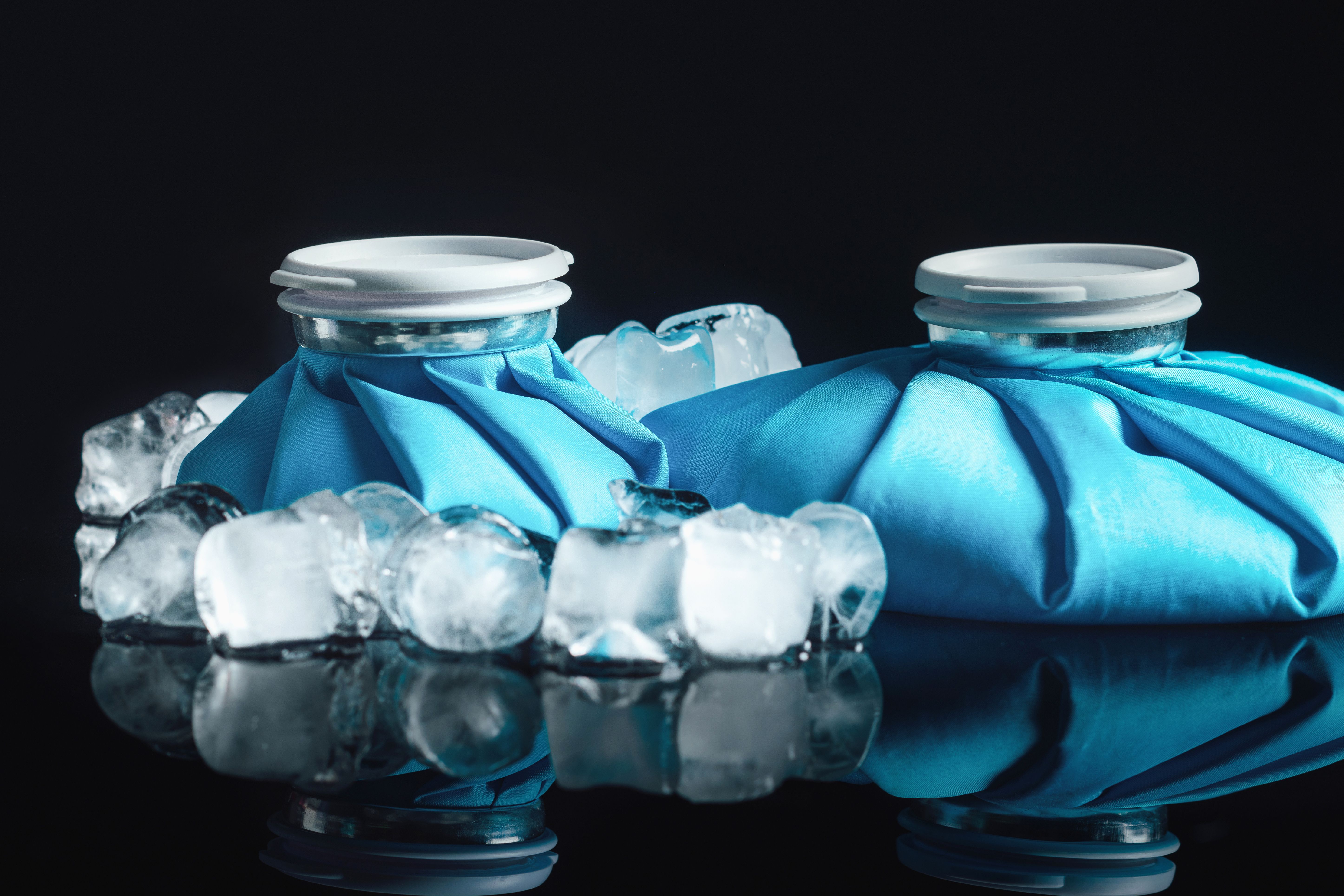 ضع كمادة باردة على أنفك