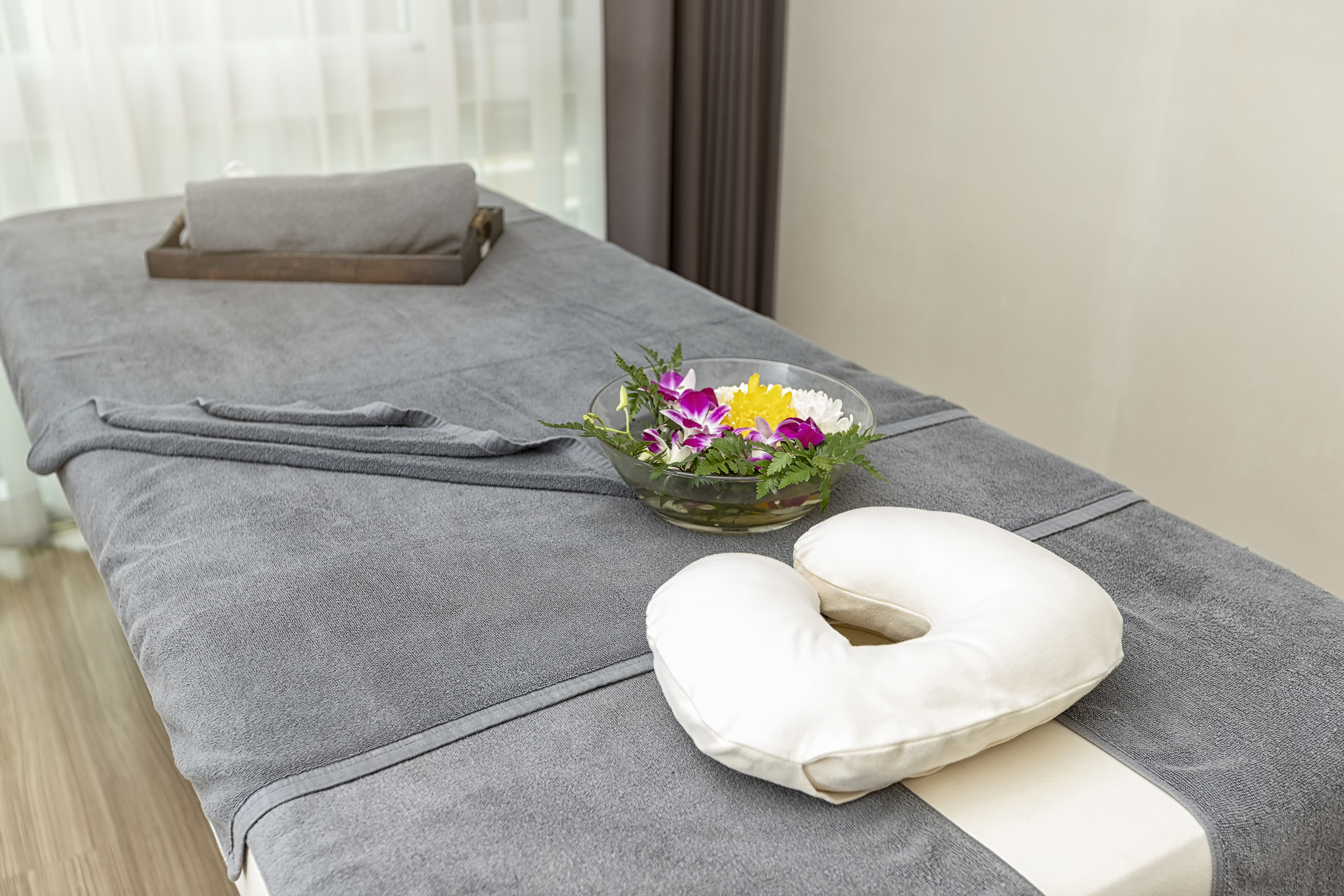 كيفية عمل المساج للجسم بالصور: دليلك للاسترخاء والراحة!