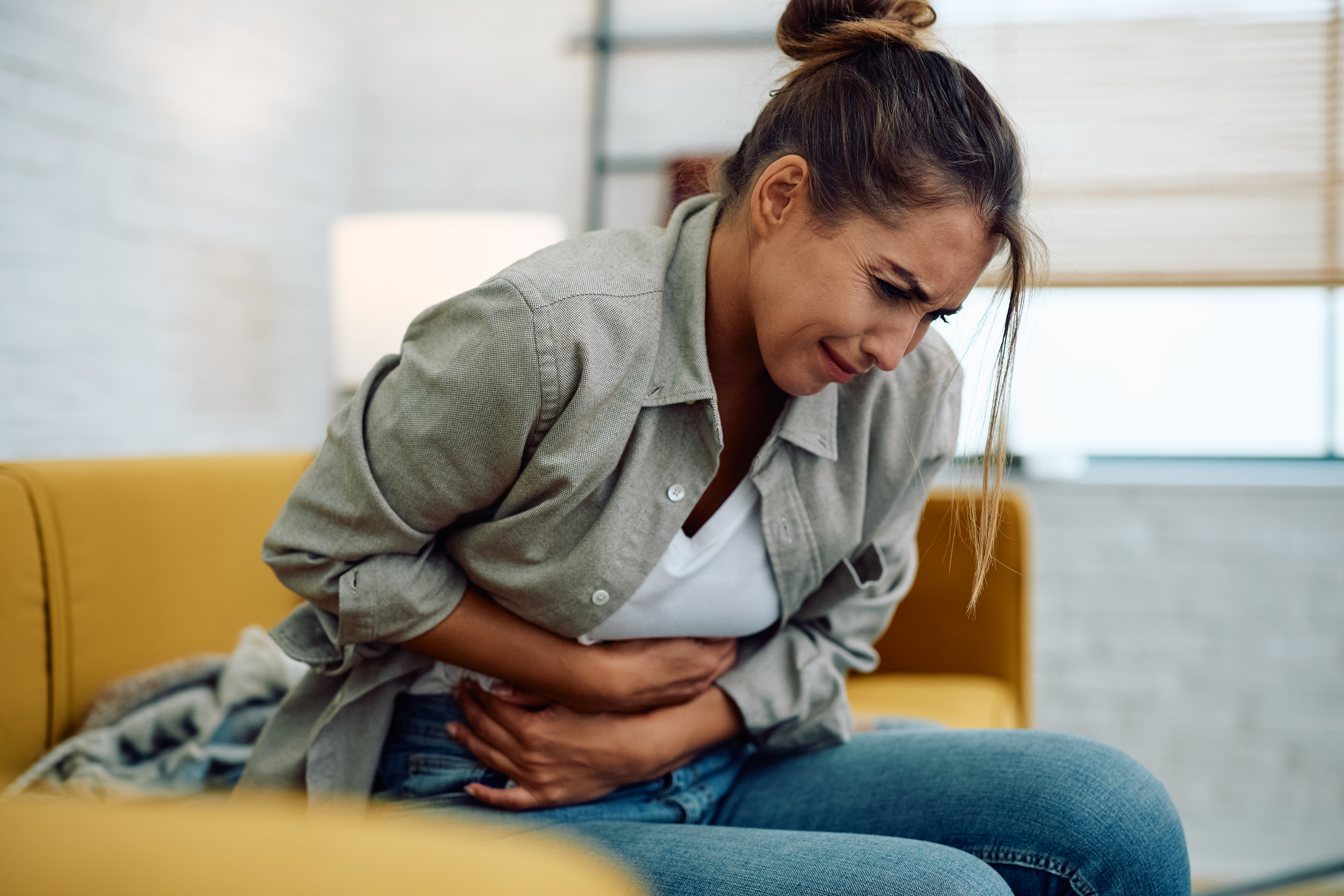 ما الأعراض المصاحبة للإجهاض؟