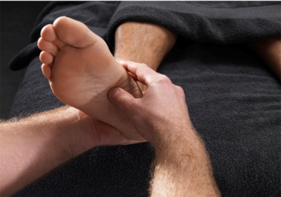 تسعة اعراض مرضية تصيب الاقدام تستدعي استشارة الطبيبI الطبي